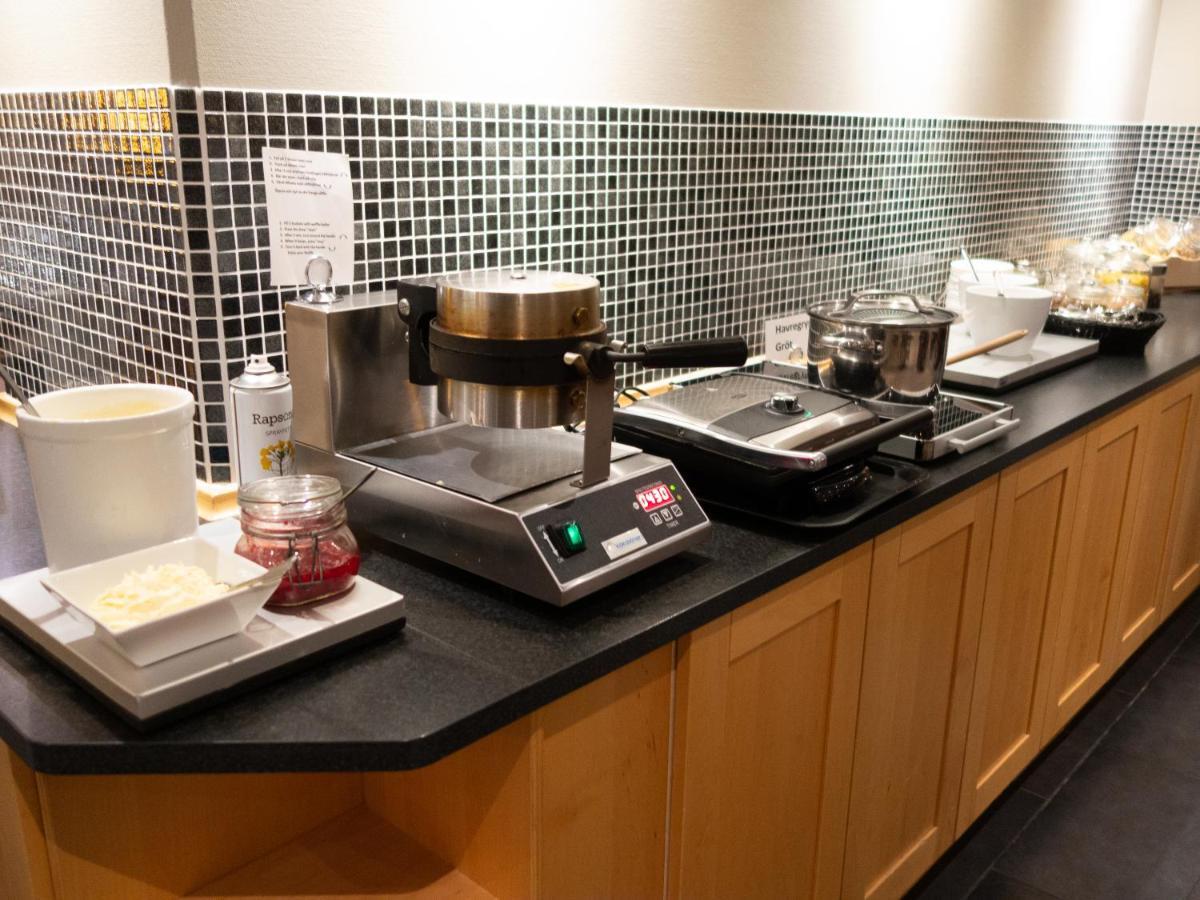 Hotell Toppen Storuman Extérieur photo